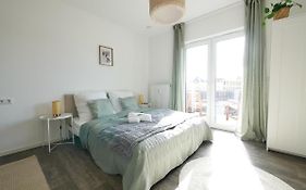 Zentral, modern, gemütlich mit Balkon&Parkplatz